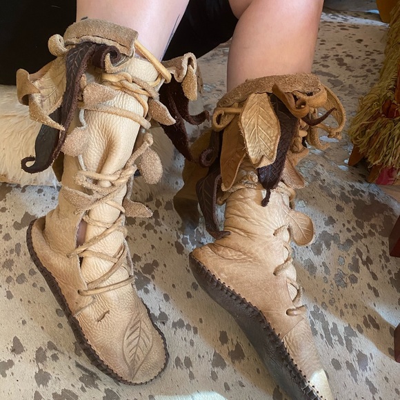 Tread Light Gear Shoes - Handmade Custom Feather Leather Moccasin Boots